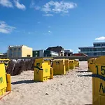 Ferienwohnung 2: Strandnah und mit Strandkorb im Haus Seeluft in Duhnen