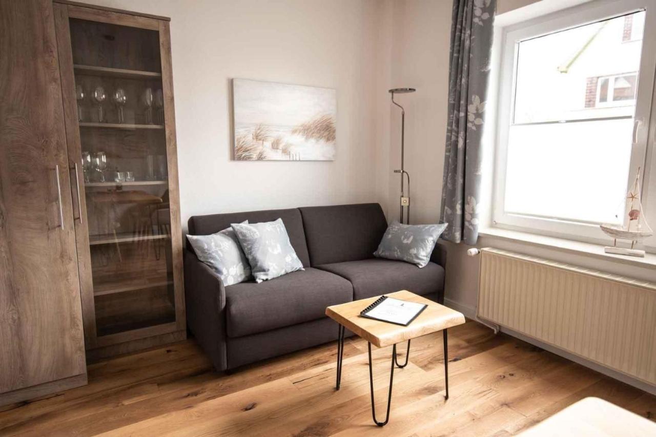 2: Strandnah Und Mit Strandkorb Im Haus Seeluft In Duhnen Apartment *